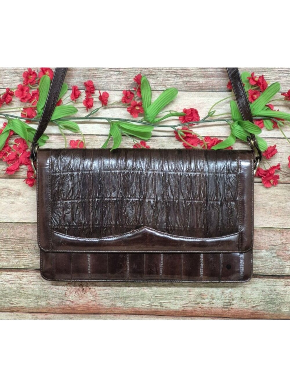 Vintage Genuine Eel Skin Leather Shoulder Bag Purse Brown Korea Flap Top